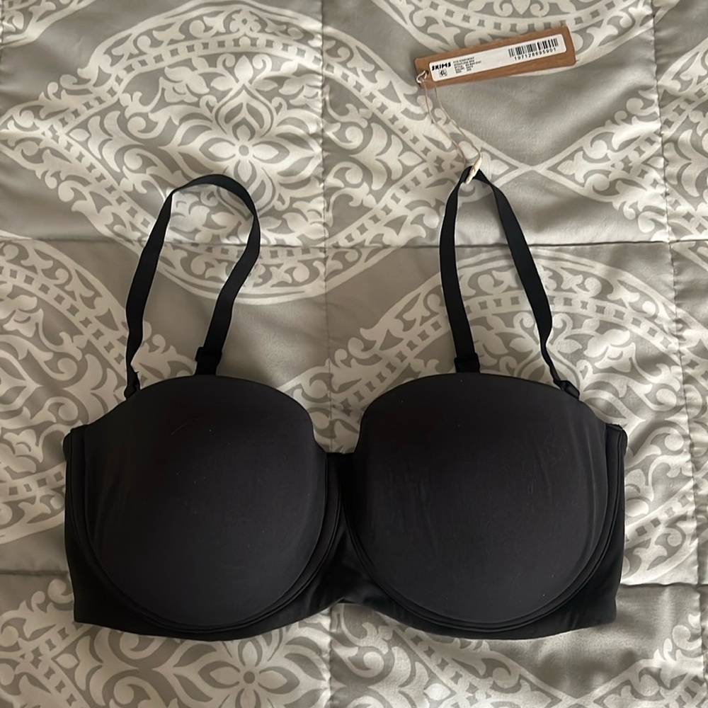 Skims fits everybody strapless bra